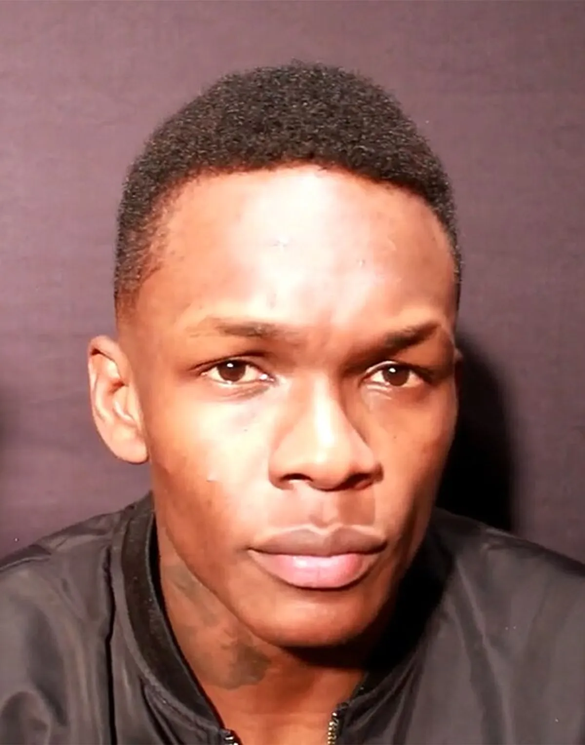 Israel Adesanya's Vildaste Knockouts - Se Alla Finishes